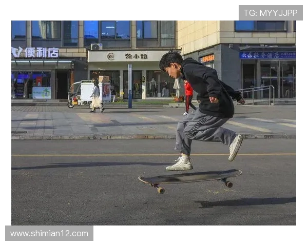 滑板耐力赛事揭晓北京滑板队荣获亚军展现实力与拼搏精神 滑板耐力赛事揭晓北京滑板队荣获亚军展现实力与拼搏精神