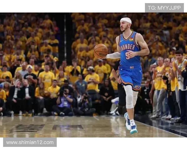 亚历克斯卡鲁索：从默默无闻到NBA明星的奋斗历程与精彩瞬间