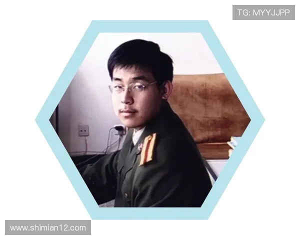 李根：从篮球场上的拼搏者到人生舞台的追梦人