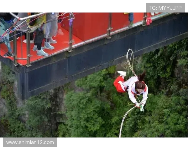 重庆极限运动队的灵活性揭秘与挑战极限的精彩瞬间