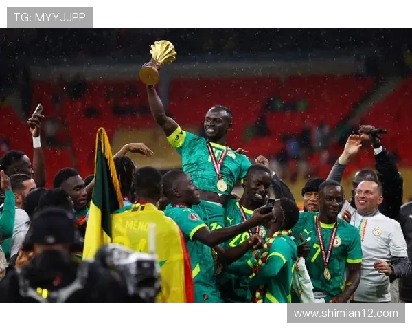 马内的足球之路:从塞内加尔小镇到欧洲顶级联赛的辉煌历程 马内的足球之路:从塞内加尔小镇到欧洲顶级联赛的辉煌历程