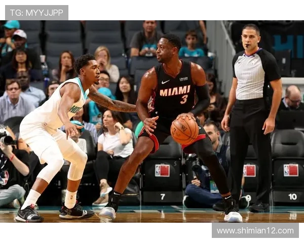 黄蜂与热火精彩对决录像回放分析及赛后精彩瞬间回顾